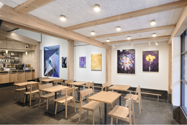 『スターバックス カフェ ＆ アートギャラリー 谷中御殿坂』で開業後2回目の展覧会　コーヒーとアートが織りなす空間で、13組の気鋭アーティストによるフェア展を7月3日(金)より開催