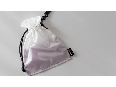 ふわっと透けるシースルー素材の巾着バッグが新発売｜asoboze（アソボーゼ）