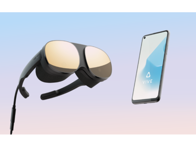 HTC NIPPON、超軽量小型VRグラス「VIVE Flow」のTSUKUMO（ツクモ）での店頭展示を開始