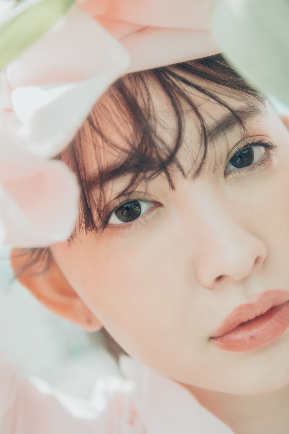 小嶋陽菜さんの新作ファンデーションをつかった夏のメイクLOOKを5/9に公開。 in ドルチェ＆ガッバーナ ビューティ プレス