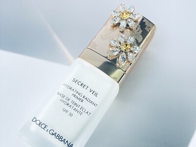 美しい素肌を仕込む実力派化粧下地。この上ない輝きで心まで満たす、GEMデコレーション。#ドルガバコスメ