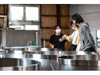 恩納村の酒蔵へ「恩納酒造所 見学ツアー」冬期限定で開催