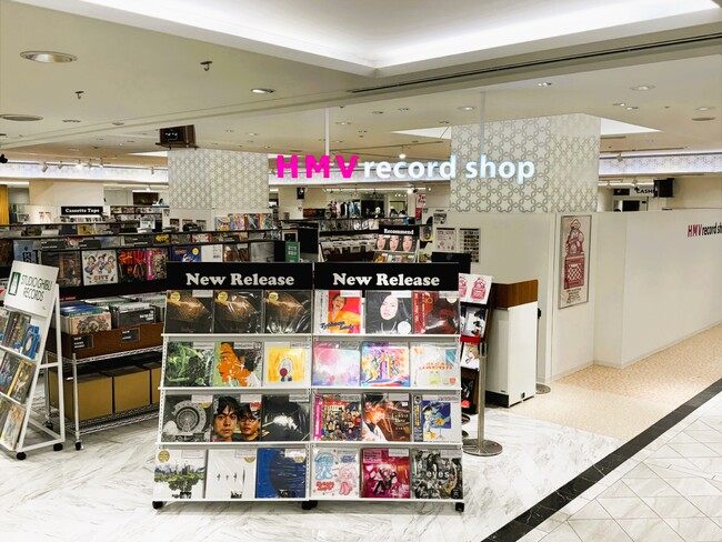 レコード専門店「HMV record shop 心斎橋」ホテル日航大阪地下1階の大丸ホワイトアベニューに本日オープン!
