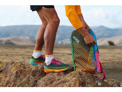 HOKA ONE ONEとCotopaxi が初コラボレーション！HOKAの最軽量トレイルランニングシューズ「HOKA × Cotopaxi TORRENT 2」を3月30日より発売。