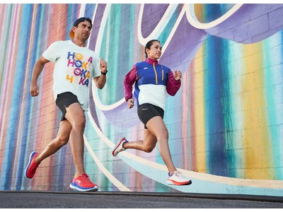 HOKAから、シューズとアパレルをストリートアートのような色彩でアレンジしたカラーパック「ST(ART) PACK」が4月1日より発売！