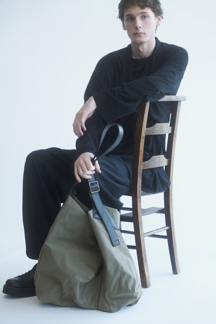 discord Yohji Yamamoto、ナイロンシリーズの新作が11月6…