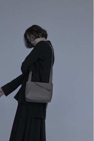 discord Yohji Yamamoto、「MADE IN ITALY」の最新コレクション