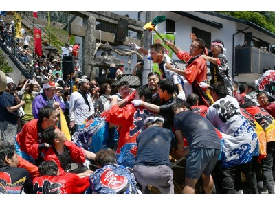 呼子大綱引　開催！~国指定重要無形民俗文化財に指定されている佐賀県・呼子の伝統的な祭り 