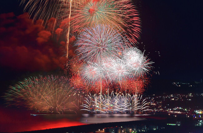 【福井】絶景の花火と「オーベルジュほまち 三國湊」で極上のひとときを過ごす