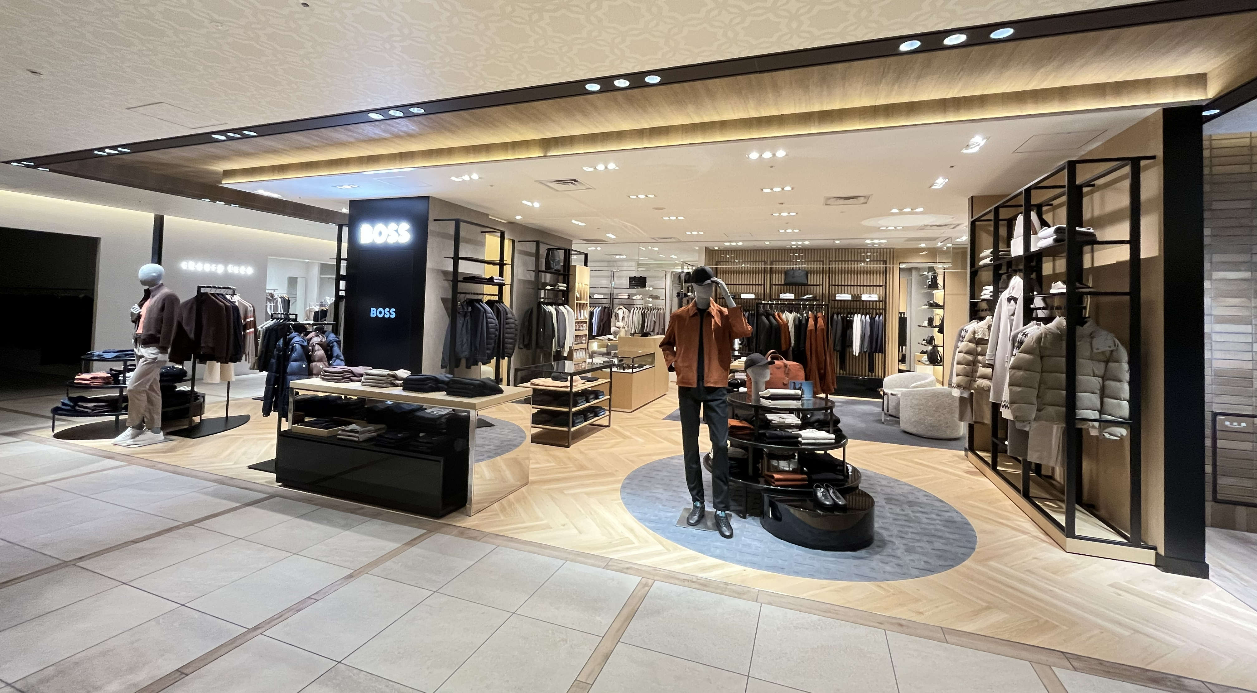 BOSS ショップ 大丸心斎橋店がオープン