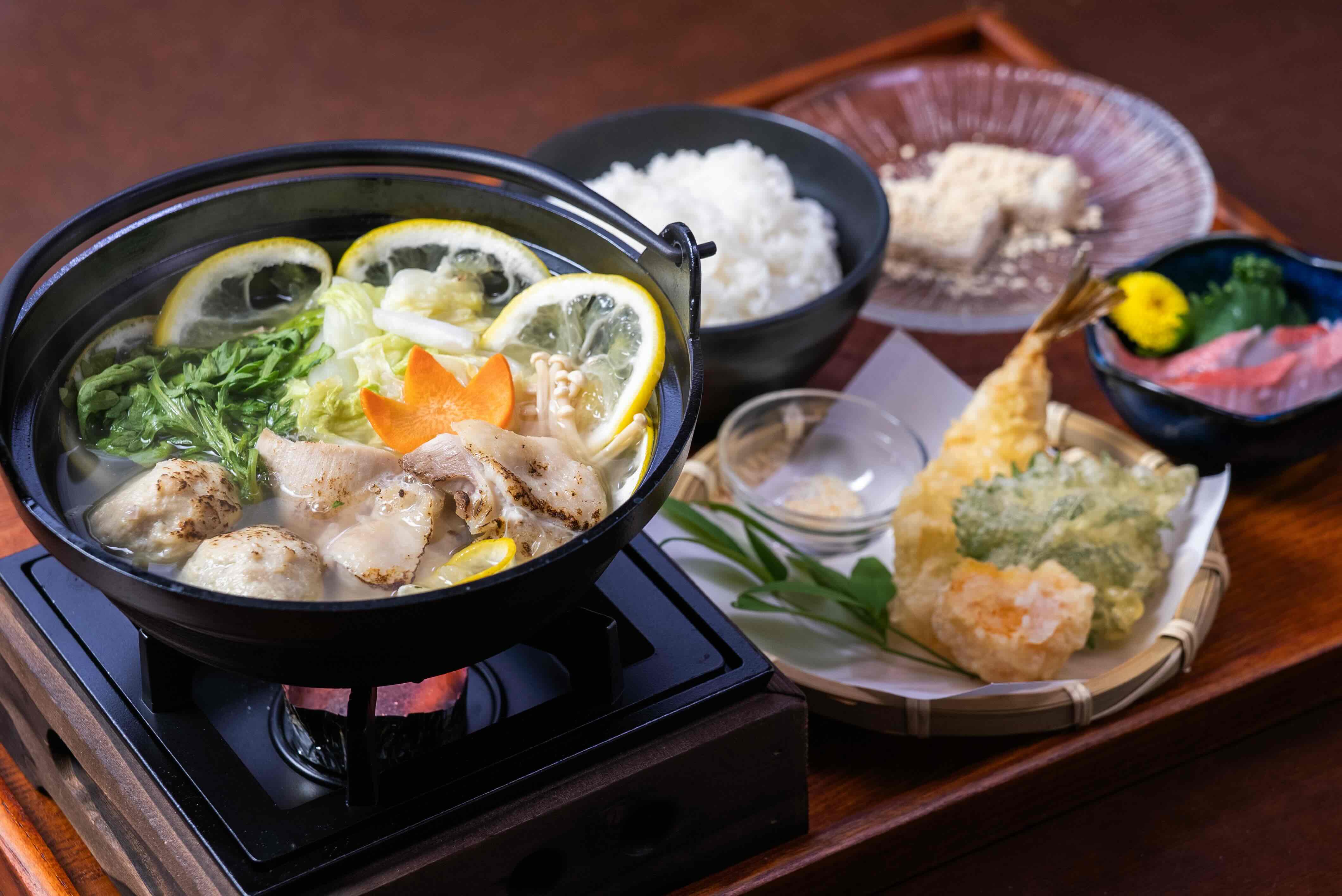 The Ryokan Tokyo YUGAWARAに、湯河原の魅力をもっと知る…