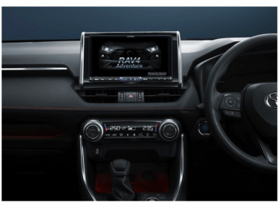 話題の SUV 向けに大画面カーナビが登場    トヨタ・RAV4専用ビッグ X を発表