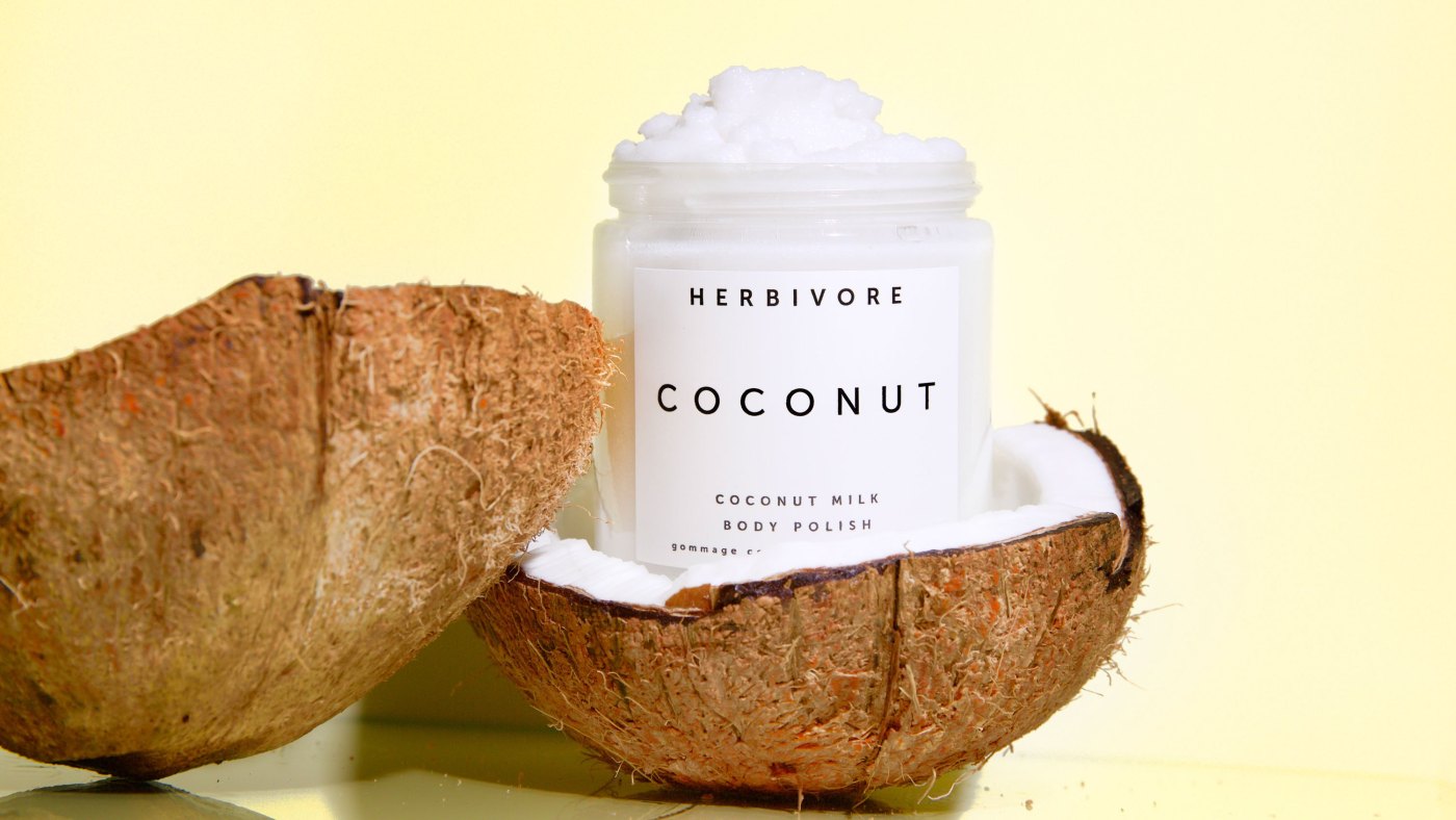 HERBIVORE BOTANICALS(ハービヴォア ボタニカルズ) ココナッツとバニラの香る お砂糖でできたスクラブを発売