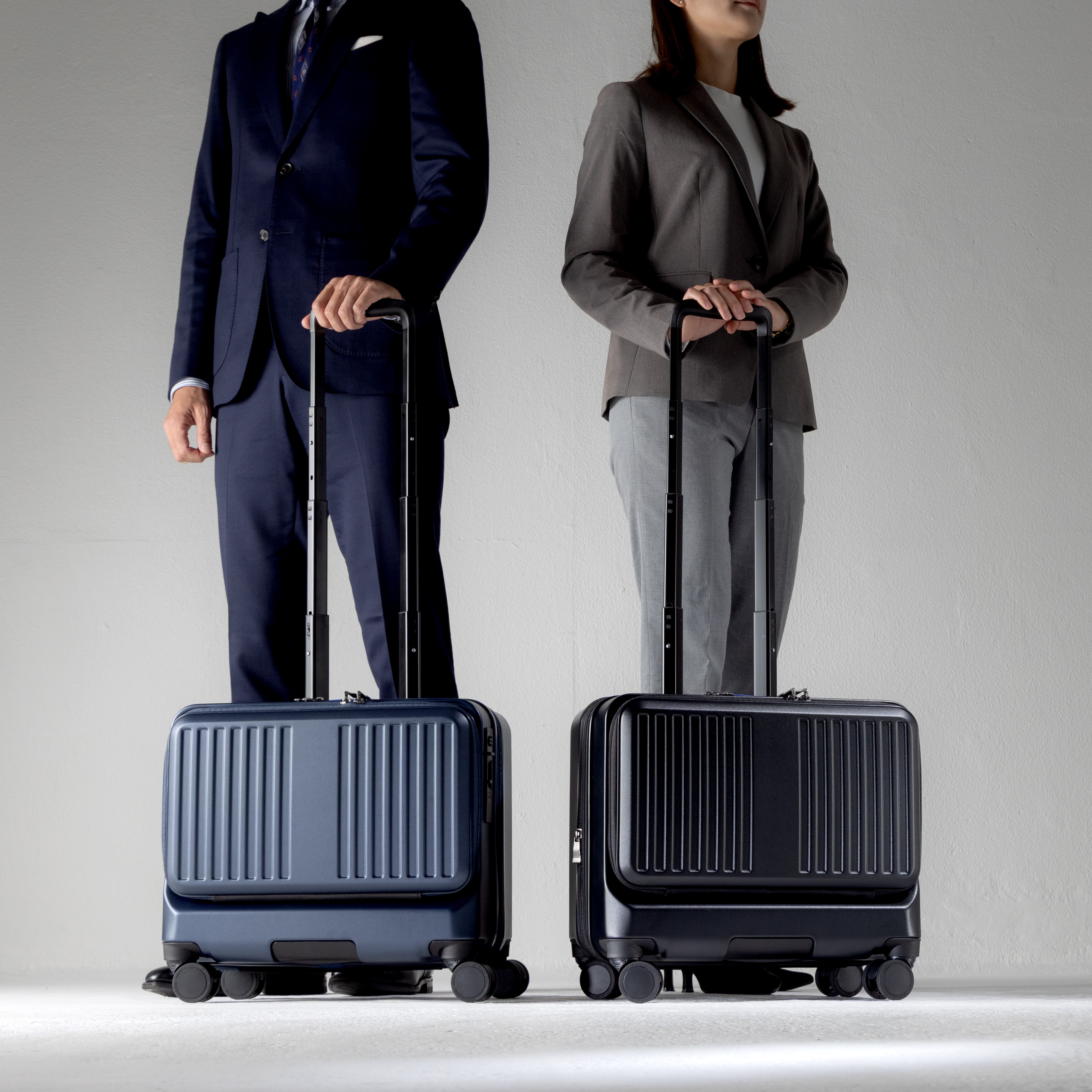 ＜シリーズ累計販売数 1万個突破＞ANAオリジナルのフロントオープンキャリー　…