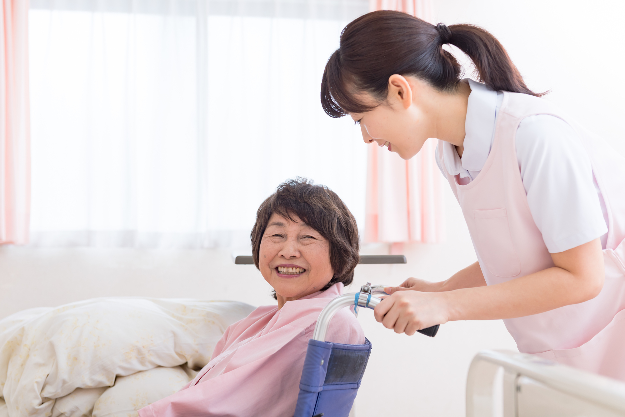 【老後の備えに関する調査】8割以上が老後に不安を感じていると回答。老後に備えて何をすればいいか教えて！