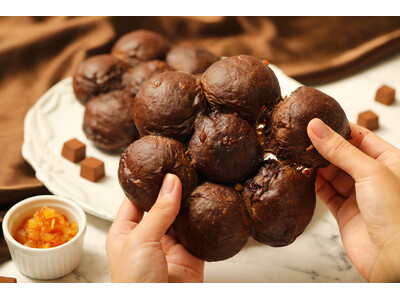【チョコづくし】京都の老舗ベーカリー「グランディール」より生チョコ×爽やかなオレンジピールを練り込んだ『京生ちぎりパン～生チョコとオレンジ～』をはじめチョコチップとナッツの食感楽しめるスコーンを新発売