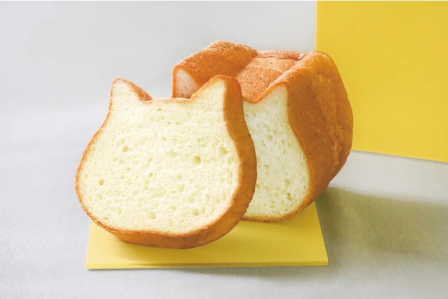【7/1リニューアル！今まで以上にミルキーな味わいに！】SNSで話題のねこの形の高級食パン「ねこねこ食パン」が、
