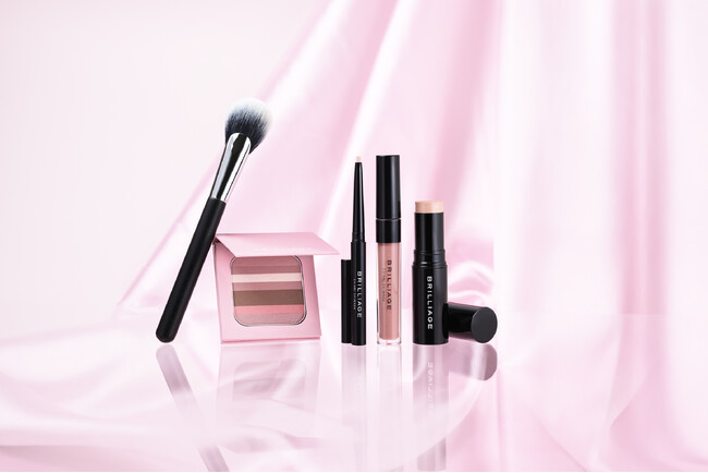 光、影、ツヤ… すべてにさりげなく“ピンク” を纏う…ブリリアージュのコフレコレクションが新発売！