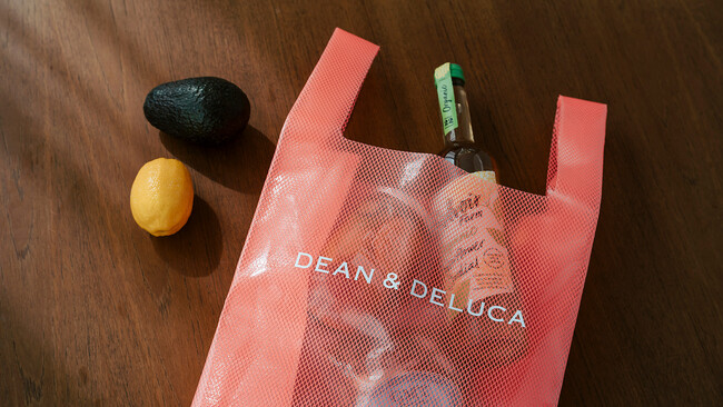 【DEAN & DELUCA】5月1日（木）発売雨の日が待ち遠しくなる「ショッピングバッグ EVA コーラルオレンジ」