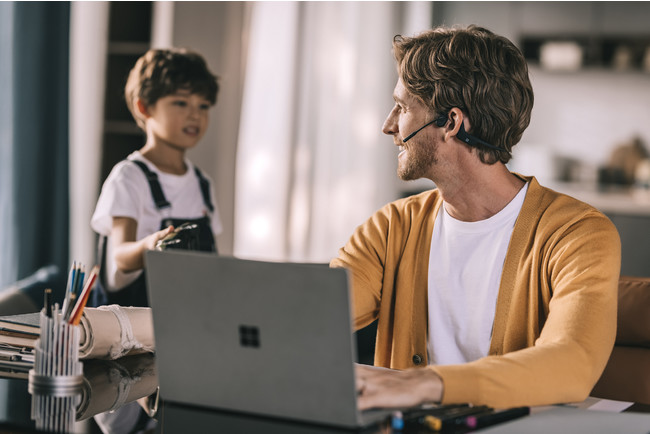 USBڑBluetoothA_v^̍`wbhZbg Shokz OpenComm UC | IC~[eBOɉKȊɁB