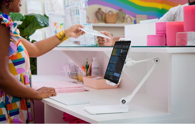 Twelve South HoverBar Duo | iPadD݂̊pxŌŒłA[^^ubgX^hHsvAJ[oG[VǉĐVo