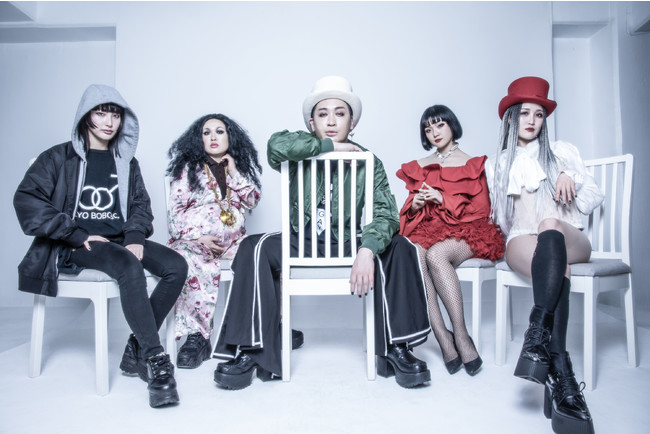 QQQCScA[ QQQČc vol.uwKIRA KIRA 1PAGEx̊Jɐ삯 o[ɂŌ̃~[WbNrfIun`LAST SONG`vJI