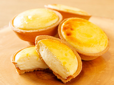 神戸北野ノスタが大丸梅田店に期間限定出店。催事限定スイーツ「NOSTA チーズタルト」を初披露