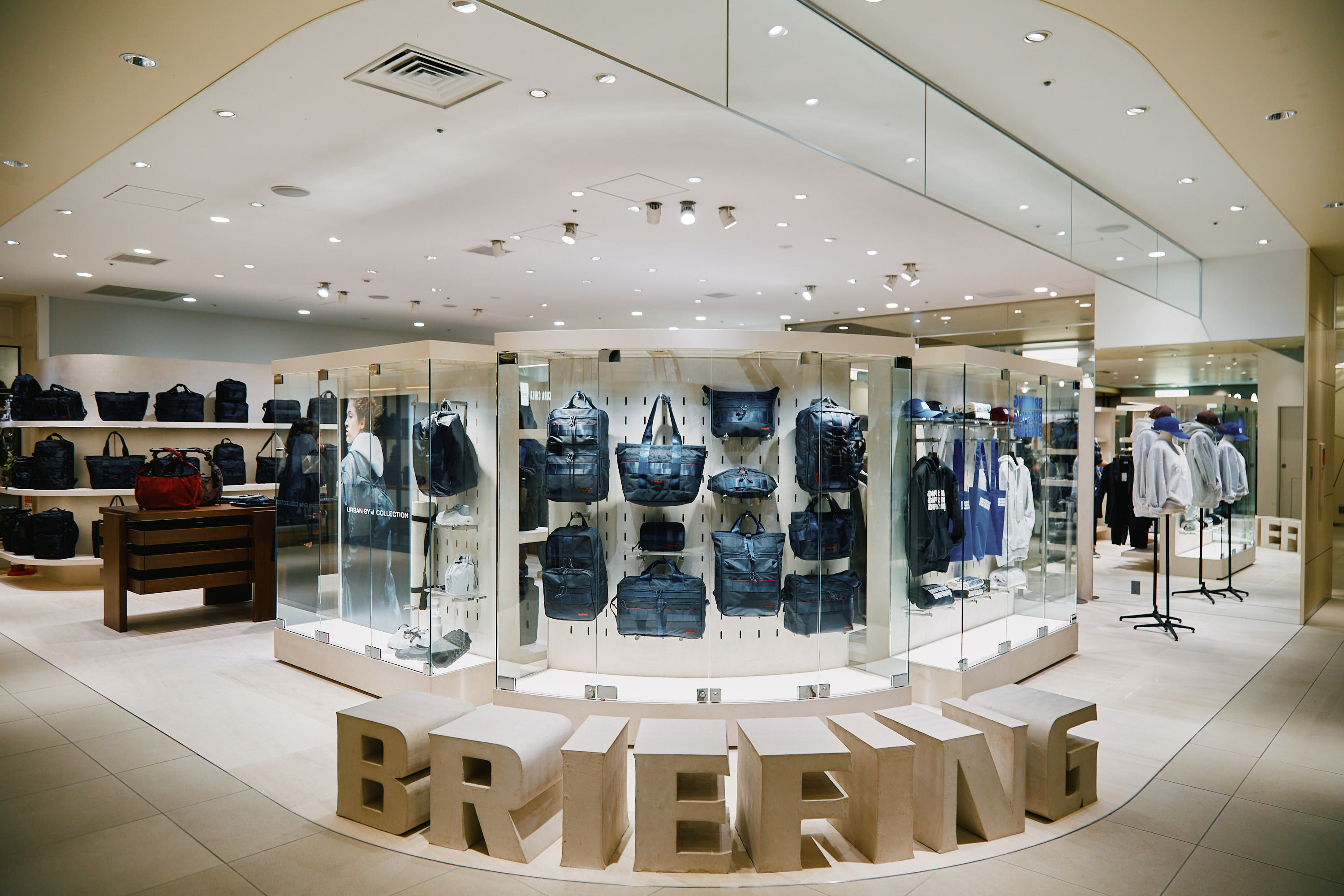 BRIEFINGの世界観を発信する「拠点」。渋谷スクランブルスクエアに新店舗O…