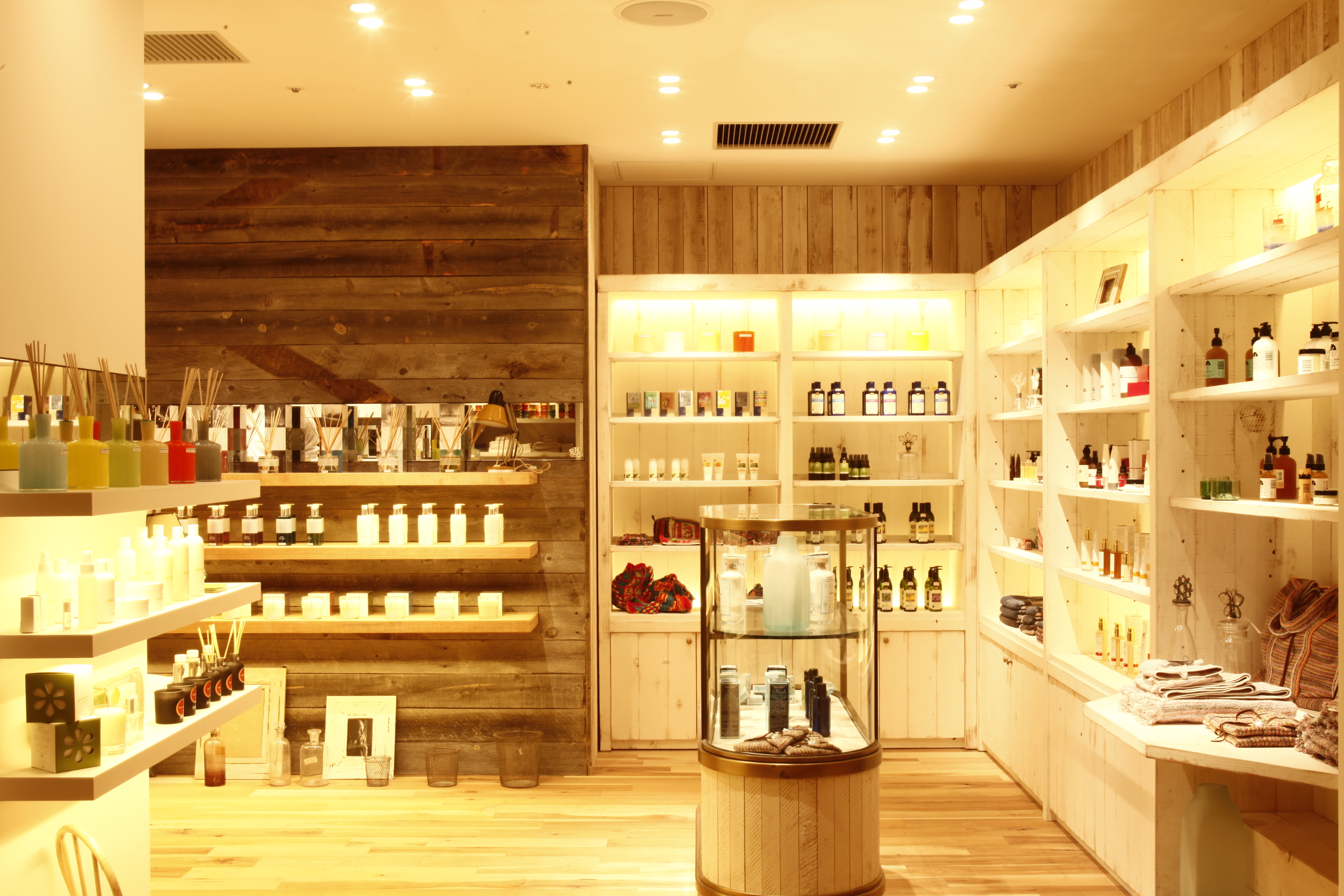 CBDのパイオニア・エリクシノールがR H C ロンハーマンみなとみらい店にて6月18日(土）~6月26日（日）ポップアップストアを開催