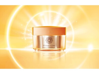 新「薬用オールインワン美容液ジェル」誕生。日本で唯一※1、2種の有効成分※2を配合し、シワ改善、美白※3、肌荒れ予防のケアを叶える