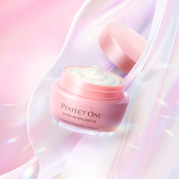 トリプル有効成分が繰り返す乾燥・肌荒れを防ぐ、大人世代の肌環境を整えるお守りスキンケアを新発売～10月1日（水）「パーフェクトワン 薬用スーパーモイスチャージェル」新発売～