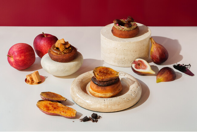 【koe donuts】秋の味覚を詰め込んだ“autumn harvest collection” ・「芋」「りんご」「いちじく」が主役の贅沢なドーナツが10月7日(火)に発売！