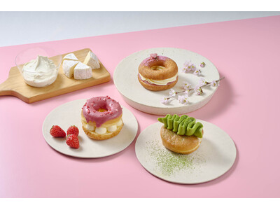 【koe donuts】春のひとときを楽しむ季節限定ドーナツ・「桜」「苺」「抹茶」と爽やかなチーズクリー...