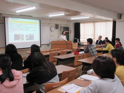 ヨシケイの栄養士による「食育士養成講座」が開かれました