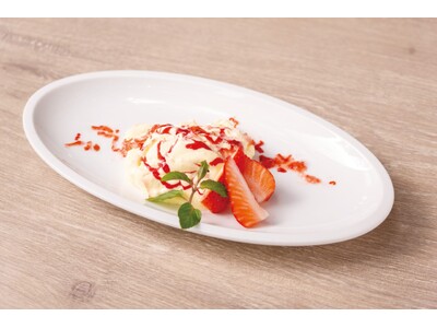 Cassolo（東京・虎ノ門）が、サステナブルな冷凍苺「スノーベリー」を「削り苺」にしたスイーツ「生ティ...