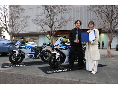 ���r���e�B�̃J���[�f�U�C���R���e�X�g�u�I�[�g�J���[�A�E�H�[�h2025�v�O�����v���́A���}�n�����@������ЁuYZF-R3/YZF-R25�v�̃}�b�g�p�[���z���C�g�Ɍ���I