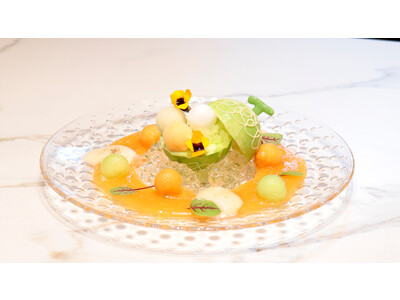 メロンをテーマにした夏仕様のデセールやアフタヌーンティーセットが自由が丘店に併設のカフェ ベルアメールより登場！ふわふわひんやり仕上げたかき氷も提供中です。