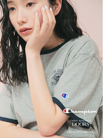 Champion × URBAN RESEARCH DOORS 別注リンガーTシャツが登場！