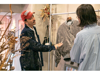 �ySPECIAL TALK�z �l�ƊX���q���u����v�𕞂ɍ��߂āBTUITACI �~ URBAN RESEARCH KYOTO �ʒ��v���_�N�g�̗���