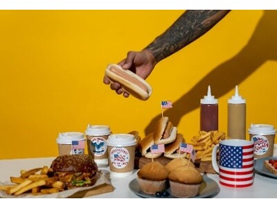 「アメリカ独立記念日」を祝う趣向を凝らしたイベントが７月４日に全米各地で開催
