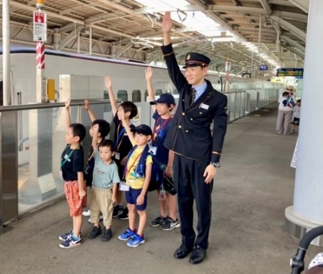 「新幹線保守員・駅員のお仕事チャレンジ！新大牟田駅と保守基地潜入イベント」を開催！！