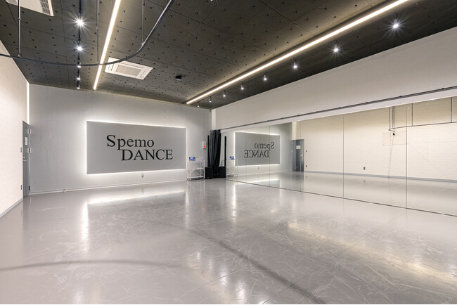 ダンサーの理想を形にした高性能なダンススタジオ型レンタルスペースが誕生!
