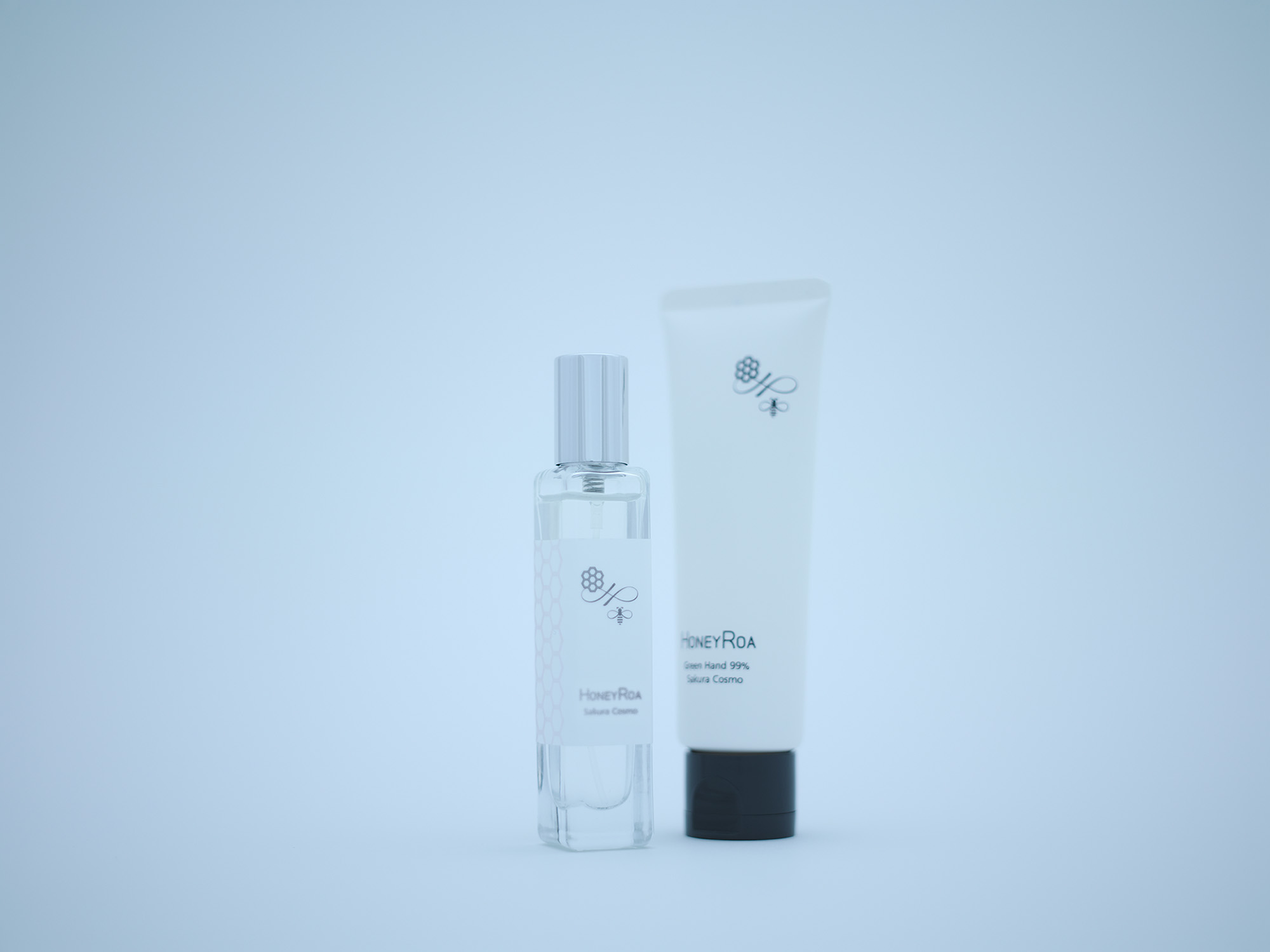 HONEY ROA(ハニーロア)から桜をイメージした香り”サクラコスモ”が数量限定で登場。2023年1月12日(木)より発売開始。