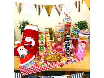 いつものクリスマスがより一層楽しくなる！お菓子の詰まったブーツやサンタ帽子など食べても飾っても楽しめるク...