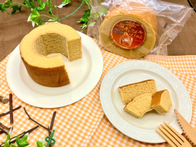 ビターなキャラメルと旨味を感じる塩がおいしさのヒミツ！人気のバウムクーヘンから冬季限定フレーバー「塩キャラメルバウム」が発売！