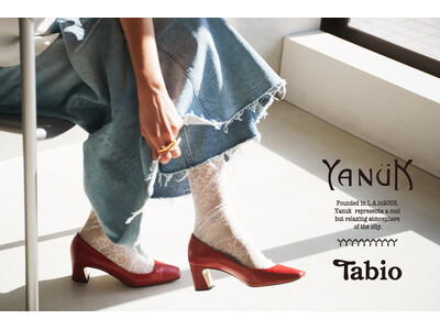 デニムブランド「YANUK」とTabioがデニムコーディネートに最適な靴下を発売！