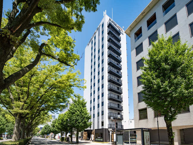 富山城の目の前！落ち着いた和風モダンな店内で地産地消グルメや地酒が楽しめる「スーパーホテルPremier富山・城址公園前」2025年8月8日(金)グランドオープン！