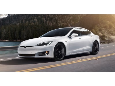 テスラ「Model S」「Model X」の驚異的な加速を思う存分体感できる試乗会を開催！
