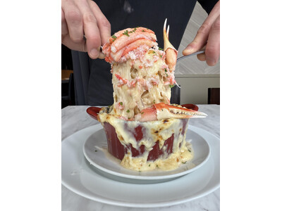 【食のエンタメ最前線！体験型グルメとして‘‘カニボナーラボルケーノパスタ‘‘が話題沸騰中】