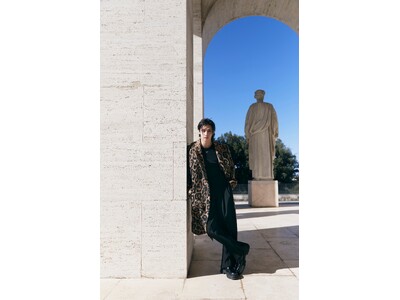 フェンディとStray Kidsのバンチャンが、ニューシングル「Roman Empire」を発表！